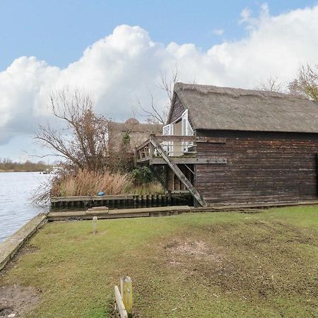 Cygnus Boathouse Villa South Walsham Kültér fotó