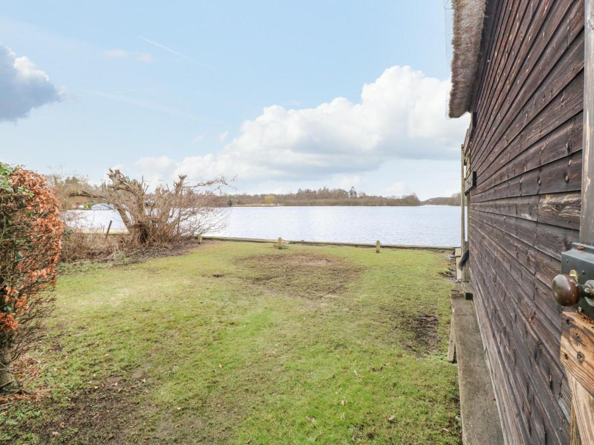 Cygnus Boathouse Villa South Walsham Kültér fotó